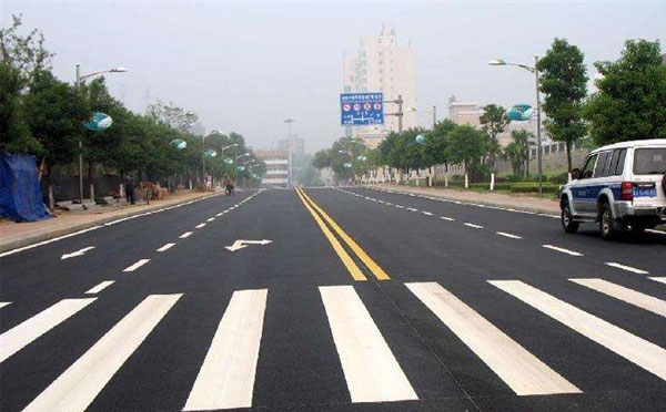 標(biāo)線涂料在環(huán)氧地坪項(xiàng)目中的選擇與應(yīng)用